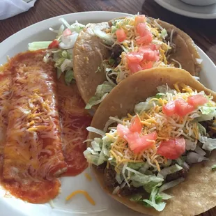 Freshly fried corn tortilla shells.  Yum.
