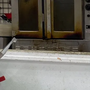 The cut-through is in serious need of cleaning and degreasing.