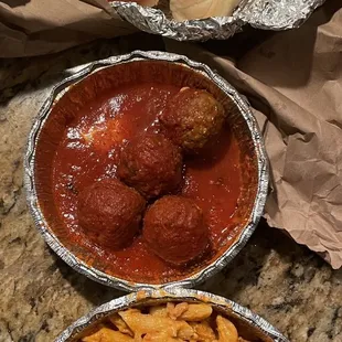 Nasty meatballs in tomato water