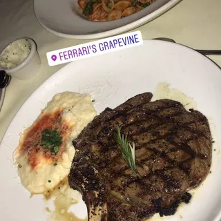 Cowboy Ribeye, Bone-In