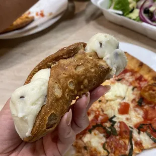 Large cannoli