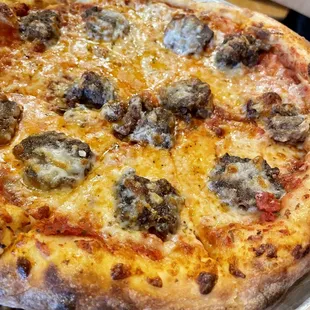 Meatball pizza ( home made meatballs I'm sure)