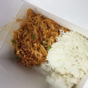 To go pad Thai and rice