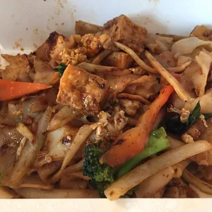 Pad kee mao with tofu to go.