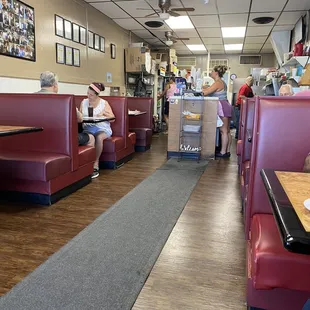 diners in a restaurant