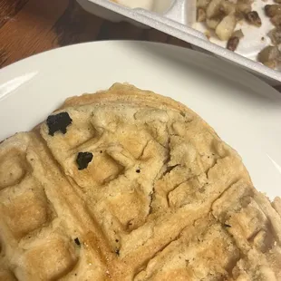 A better view of the char-filled waffle chunks