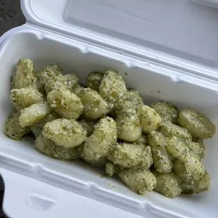 Pesto gnocchi