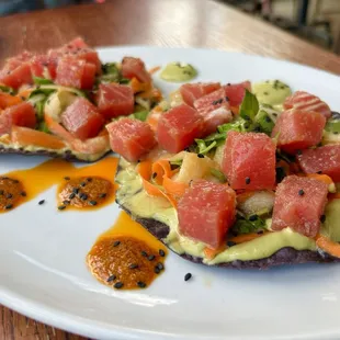 Tuna tostada special