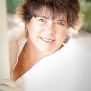 Darlene L.