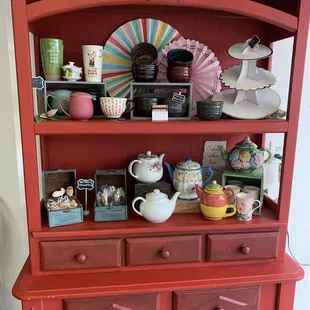 Tea gifts and accessories