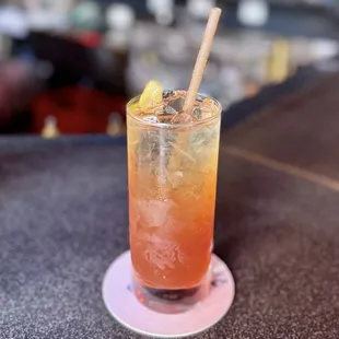 Bitter cocktail - gin, casa mariol blanco, santa maria amaro, house tonic