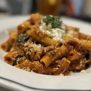 pasta dish, pasta, food