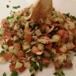 Fettoosh salad