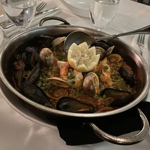 Mama Fhima Paella