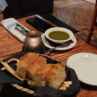 Bread &amp; pesto