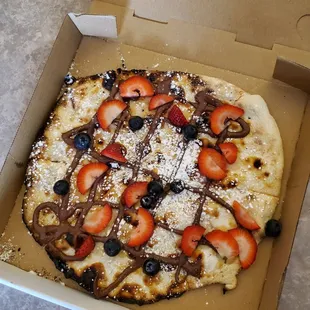 Dessert pizza