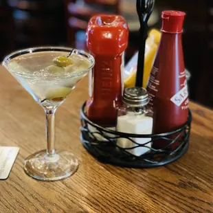 drink, oysters and mussels