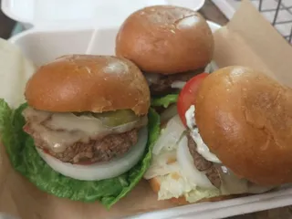 Garrett's Bar & Grill