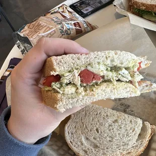 Pesto chicken sandwich
