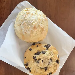Coconut lime scone and chocolate chip scone