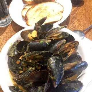 Black Mussels