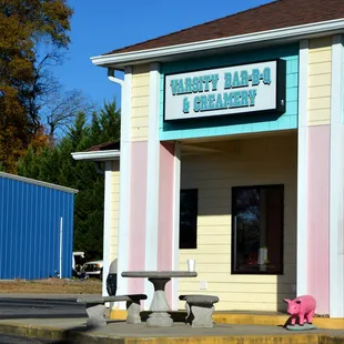 Love the Pink Pig lower Right