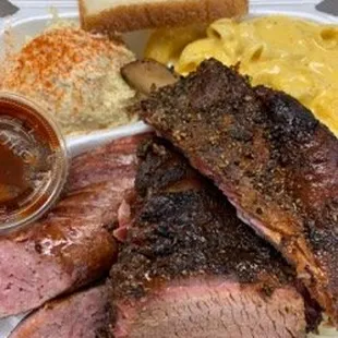 3 meat plate with potato salad and mac-n-cheese