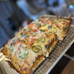 The Detroit style pizza is to dieeee for