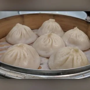 Xiaolong bao
