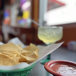 Chips &amp; Salsa and a margarita