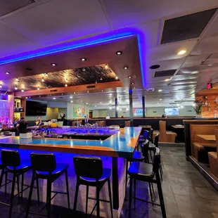 the bar and dining area