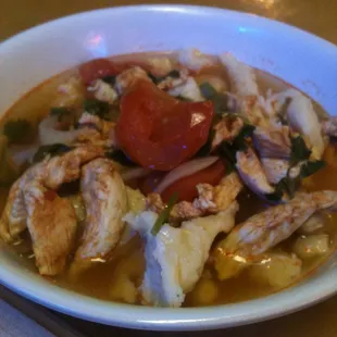 sopa de pollo