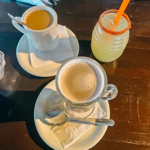 Coffee, Agua de pepino, chai