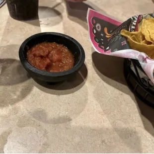 Hot chips with salsa