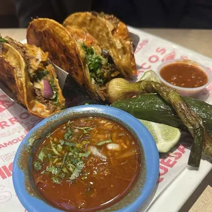 Hubbys plate. Queso-barria