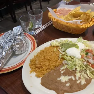 Flour tortillas come w fajitas