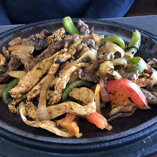 Lunch portion combo fajitas.