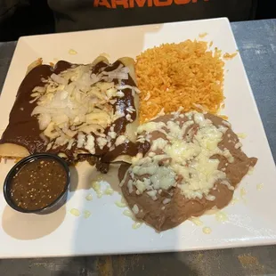 60. Enchiladas Rancheras