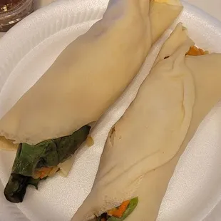 The fresh lumpia with the watered-down sauce