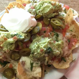 Deluxe Nachos