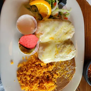 Chimichanga dinner con suiza.