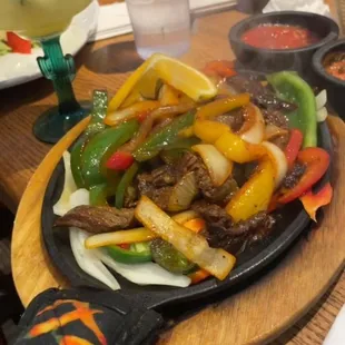 Beef fajita sizling plate