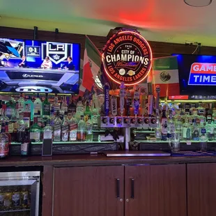 Visiting LA. Gonna enjoy the bar here at Martin's