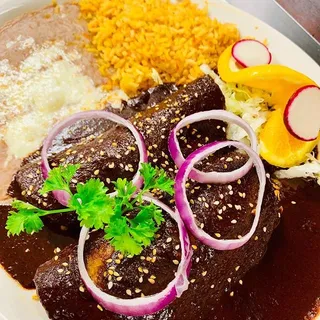 #16 DOS ENCHILADAS DE MOLE POBLANO