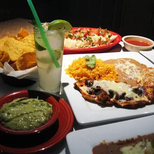 mexican food and drinks