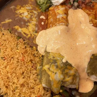 a plate of mexican food