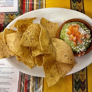 Guacamole &amp; Chips