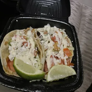 Steak and chicken flour shell tacos