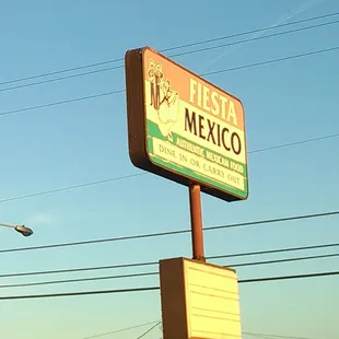 The sign from the parking lot... no specials on the board, huh.