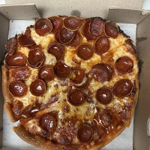 Small pepperoni Small 9" Cheese Pizza